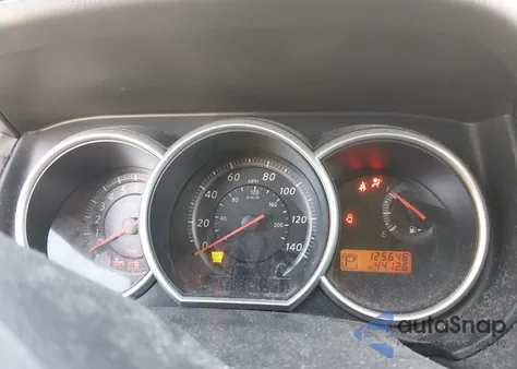 2010 Nissan Versa 1.8S из США, поврежденный, VIN 3N1BC1CPXAL464015